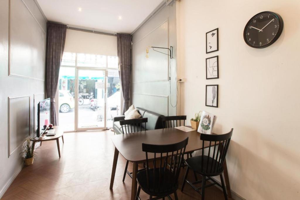 Oh Boutique Guesthouse. Banguecoque Exterior foto